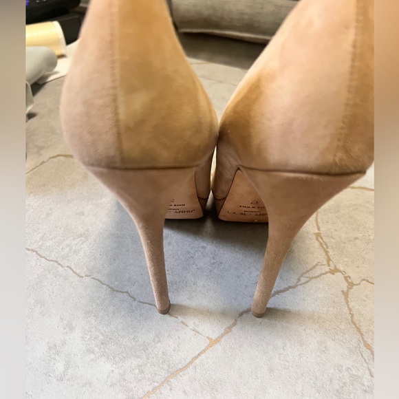 Jimmy Choo suede neutral pumps heels platform 37 US 7 beige tan - Picture 8 of 14